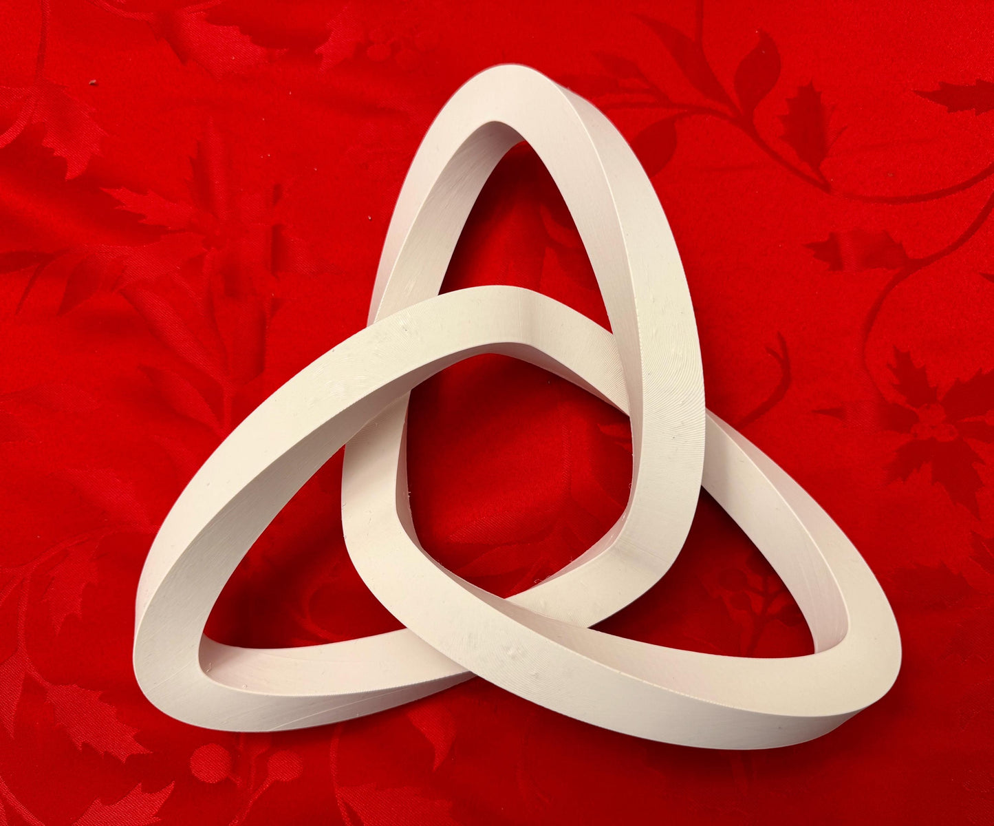 Celtic Knot Sculpture Trefoil Knot